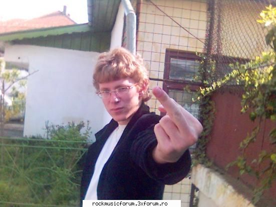 poze cu ce-i de pe forum - macar asta sa mearga :( - Poze