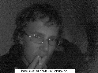 poze cu ce-i de pe forum - la o tigareta cu prietenii - Poze